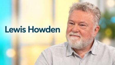 Lewis Howden